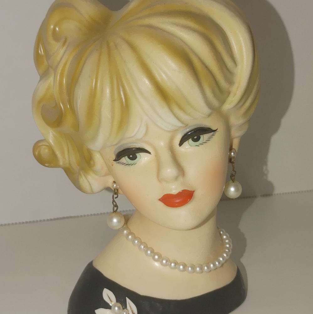 Lady Head Vase Napcoware c7462 Made in Japan 1950s